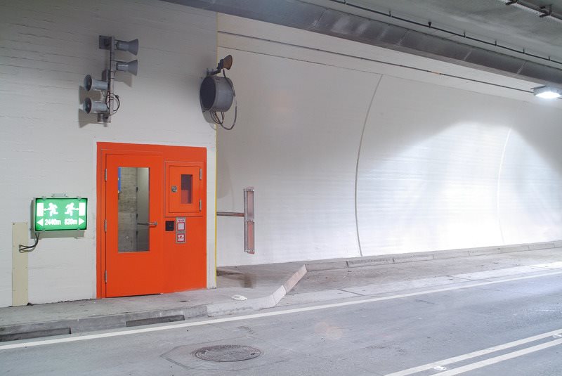 tunneltuer_2