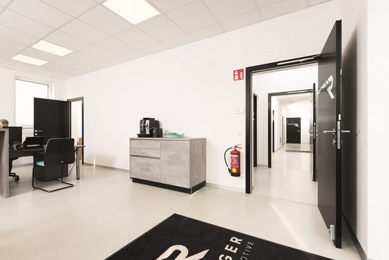ROHRINGER AUTOMOTIVE – KFZ-WERKSTATT