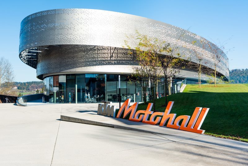 HALL KTM W MATTIGHOFEN